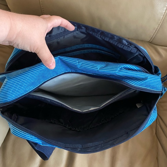 NWT ThirtyOne Thirty One 31 Take the day diaper bag tote skinny stripe blue - Picture 5 of 5